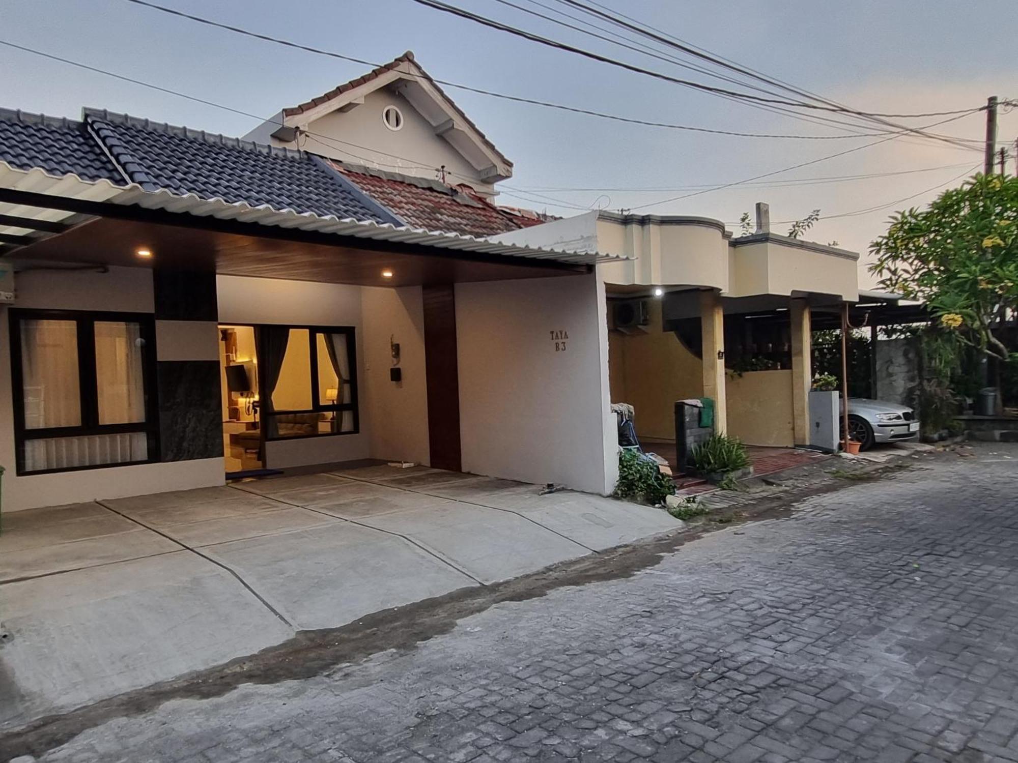 Rumah Alam Taya Syariah ยอกยาการ์ตา ภายนอก รูปภาพ